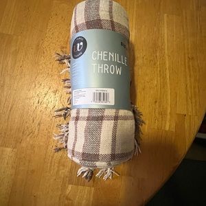 Wayland Square chenille Blanket Throw